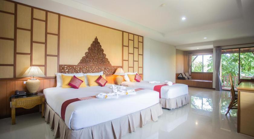 100 Islands Resort & Spa Surat Thani Exterior photo