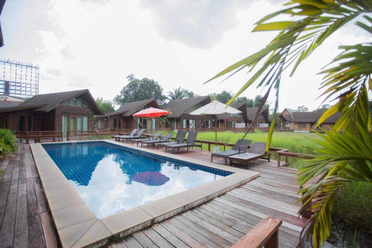 100 Islands Resort & Spa Surat Thani Exterior photo